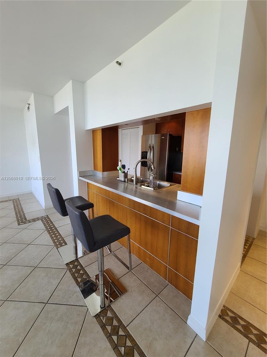 1581 Brickell Ave 2- Prking 1907 photo 10