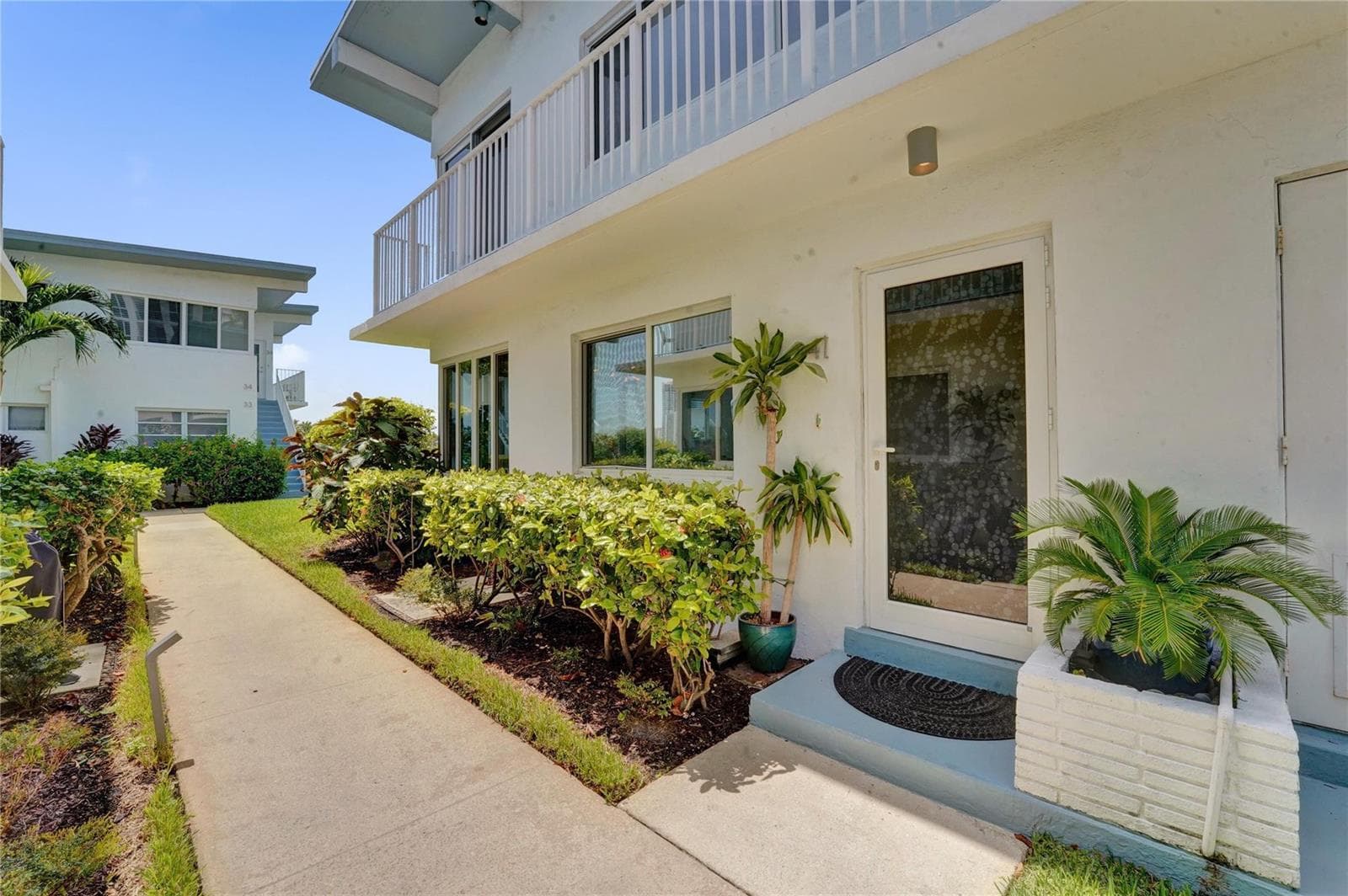 425 BAYSHORE Drive 41 photo 2