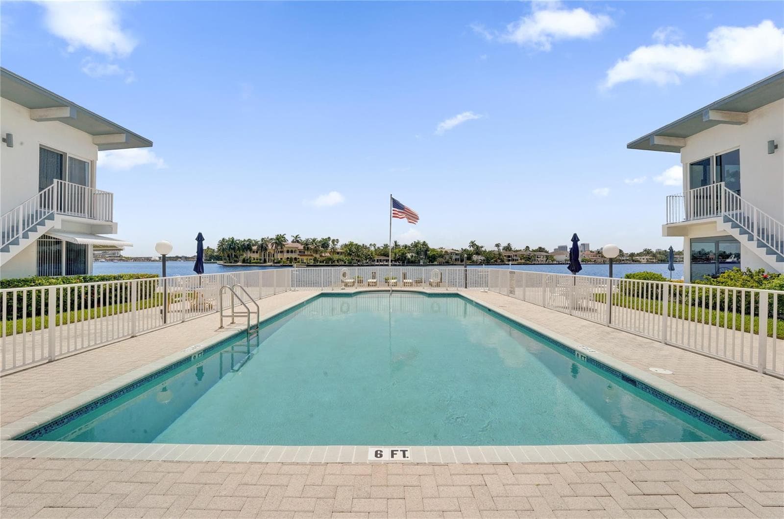 425 BAYSHORE Drive 41 photo 22