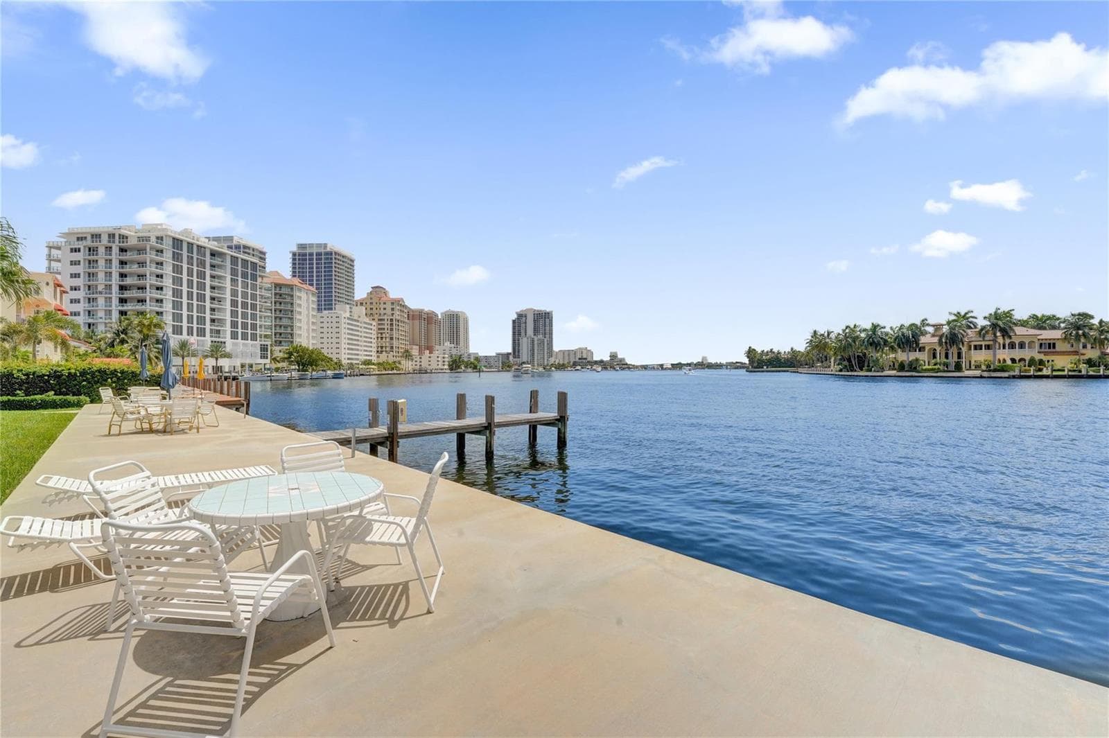 425 BAYSHORE Drive 41 photo 19
