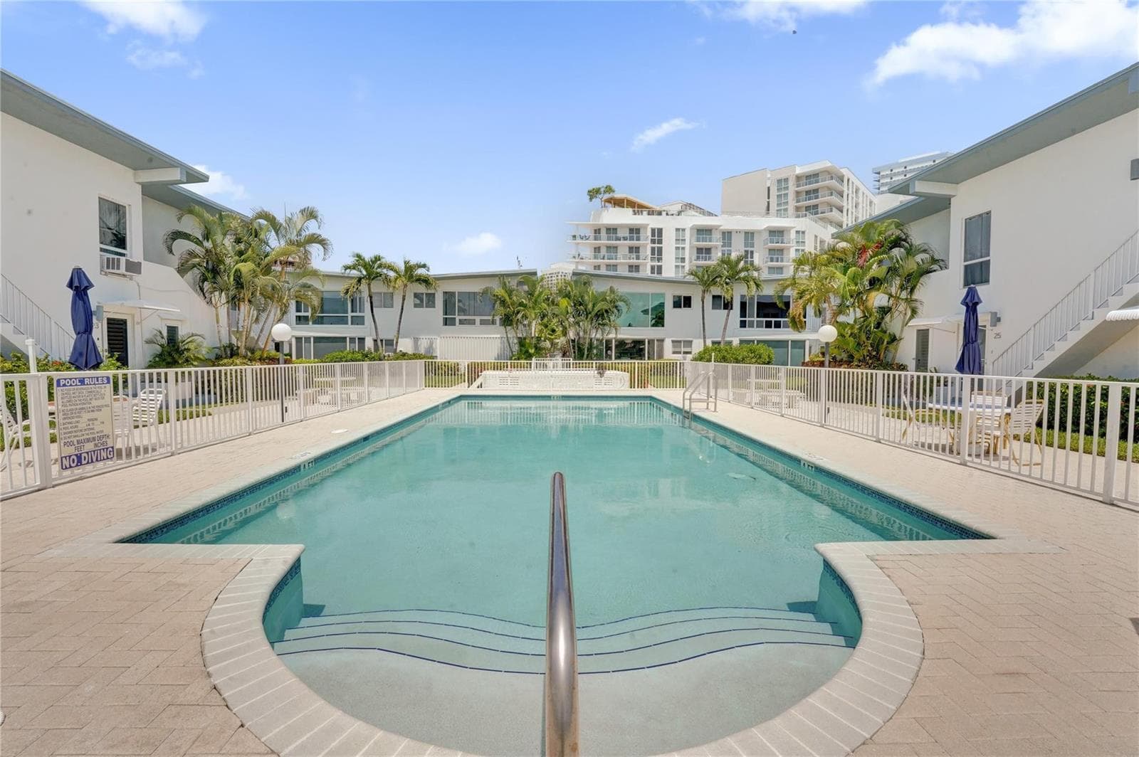 425 BAYSHORE Drive 41 photo 21