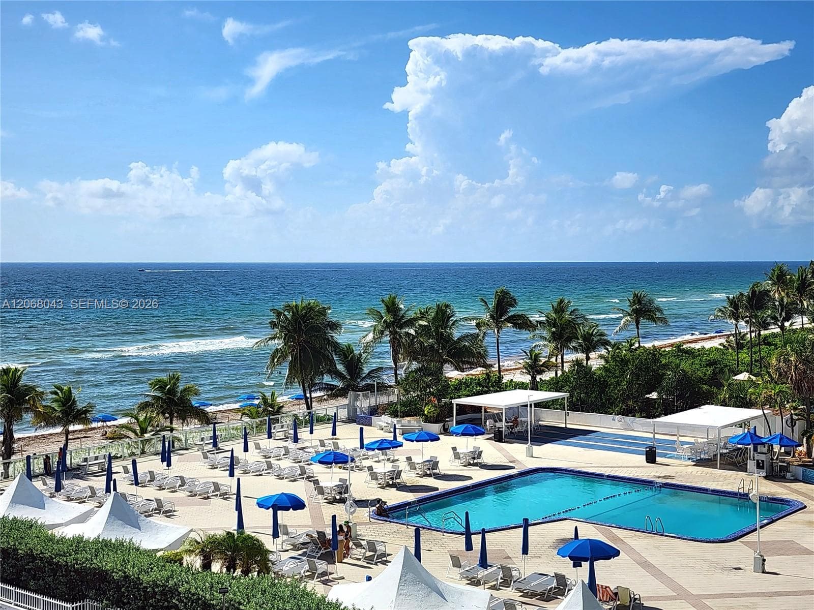 2030 S Ocean Dr 626 photo 2