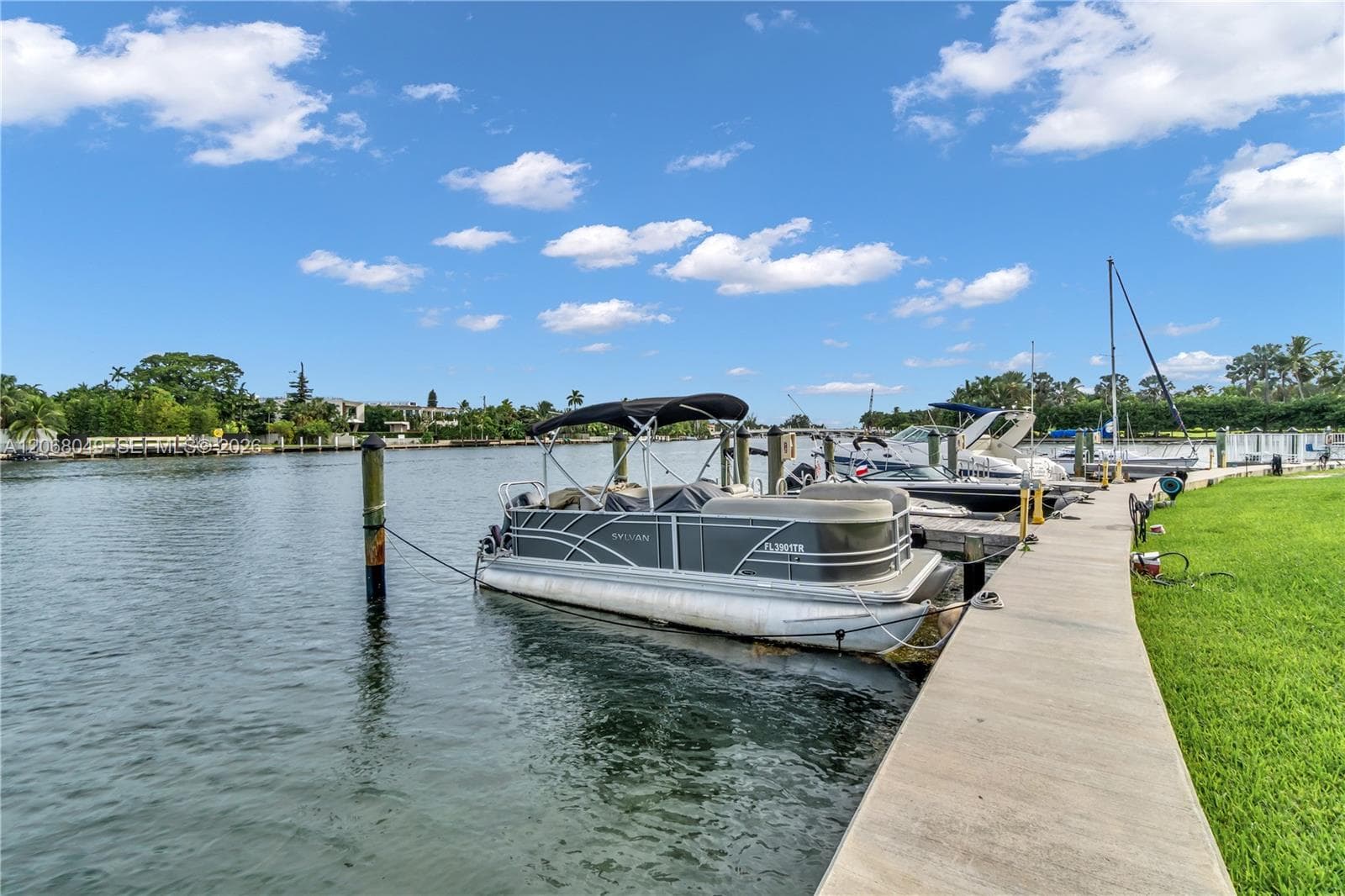 9101 E Bay Harbor Dr 706 photo 21