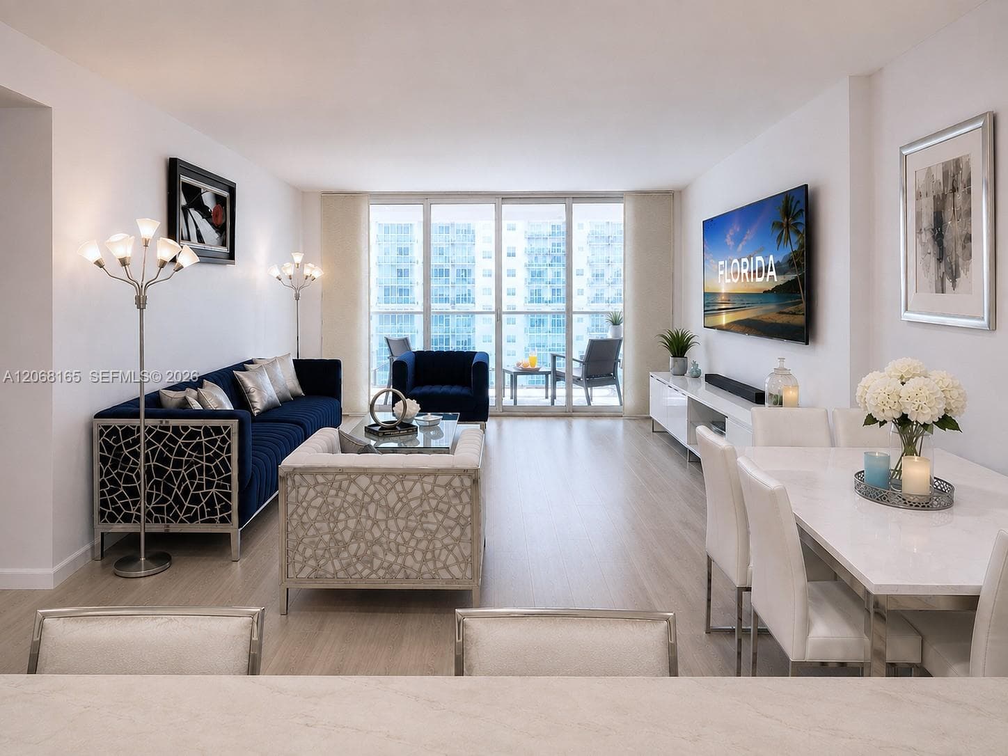 19390 Collins Ave 1210 photo 2