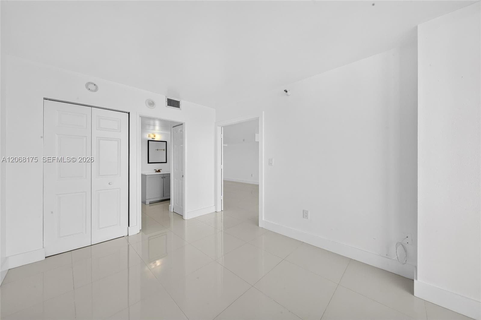 20505 E Country Club Dr 2132 photo 14
