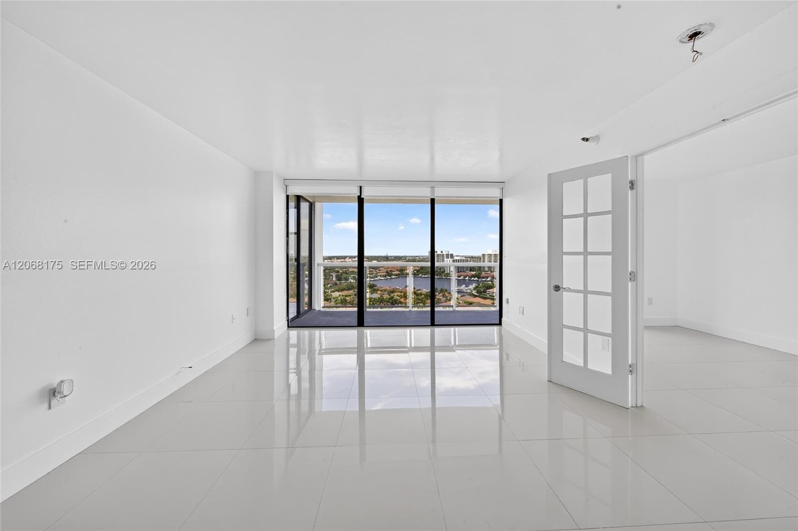 20505 E Country Club Dr 2132 photo 19