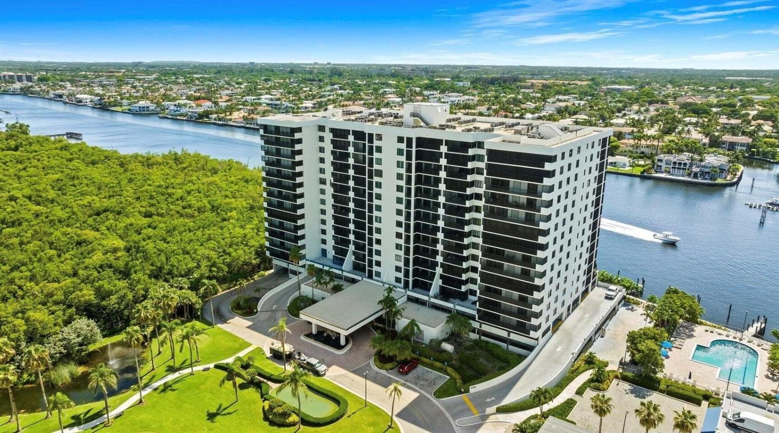 3420 S Ocean Boulevard 8W photo 1
