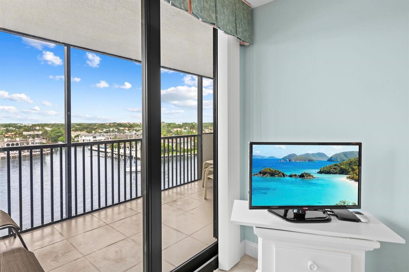 3420 S Ocean Boulevard 8W photo 21