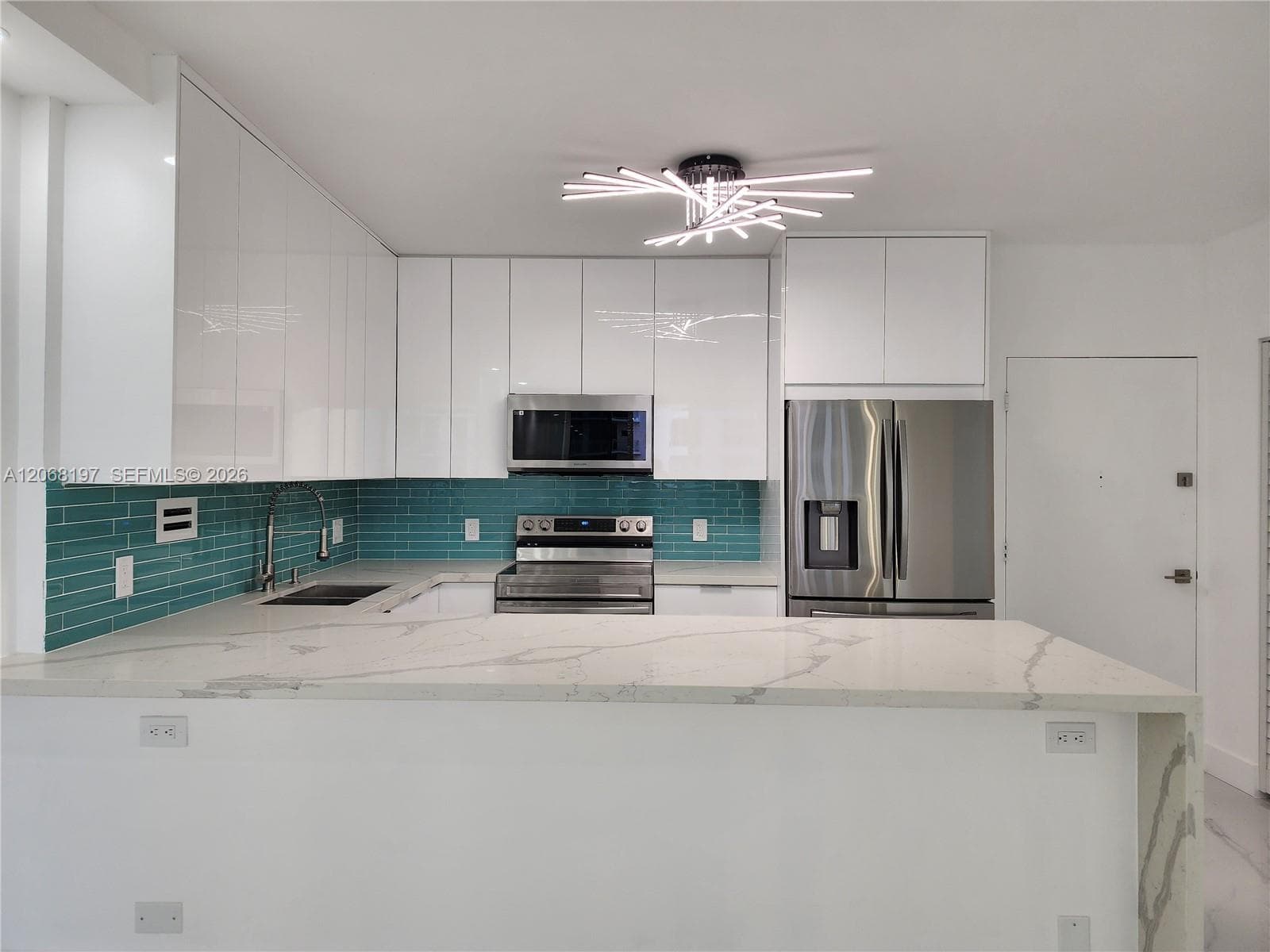 3505 S Ocean Dr 716 photo 6