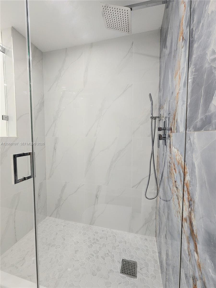 3505 S Ocean Dr 716 photo 18