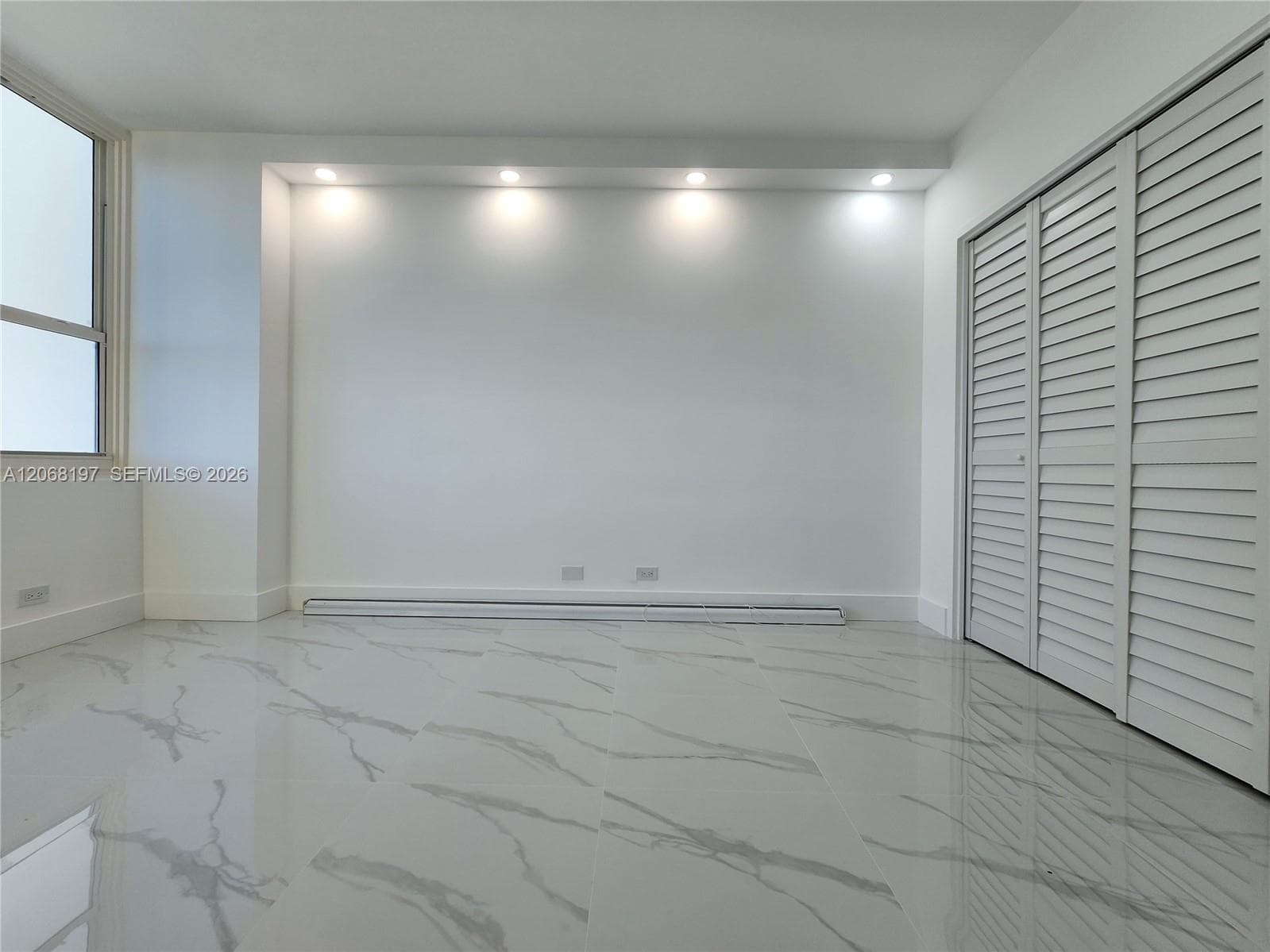 3505 S Ocean Dr 716 photo 21