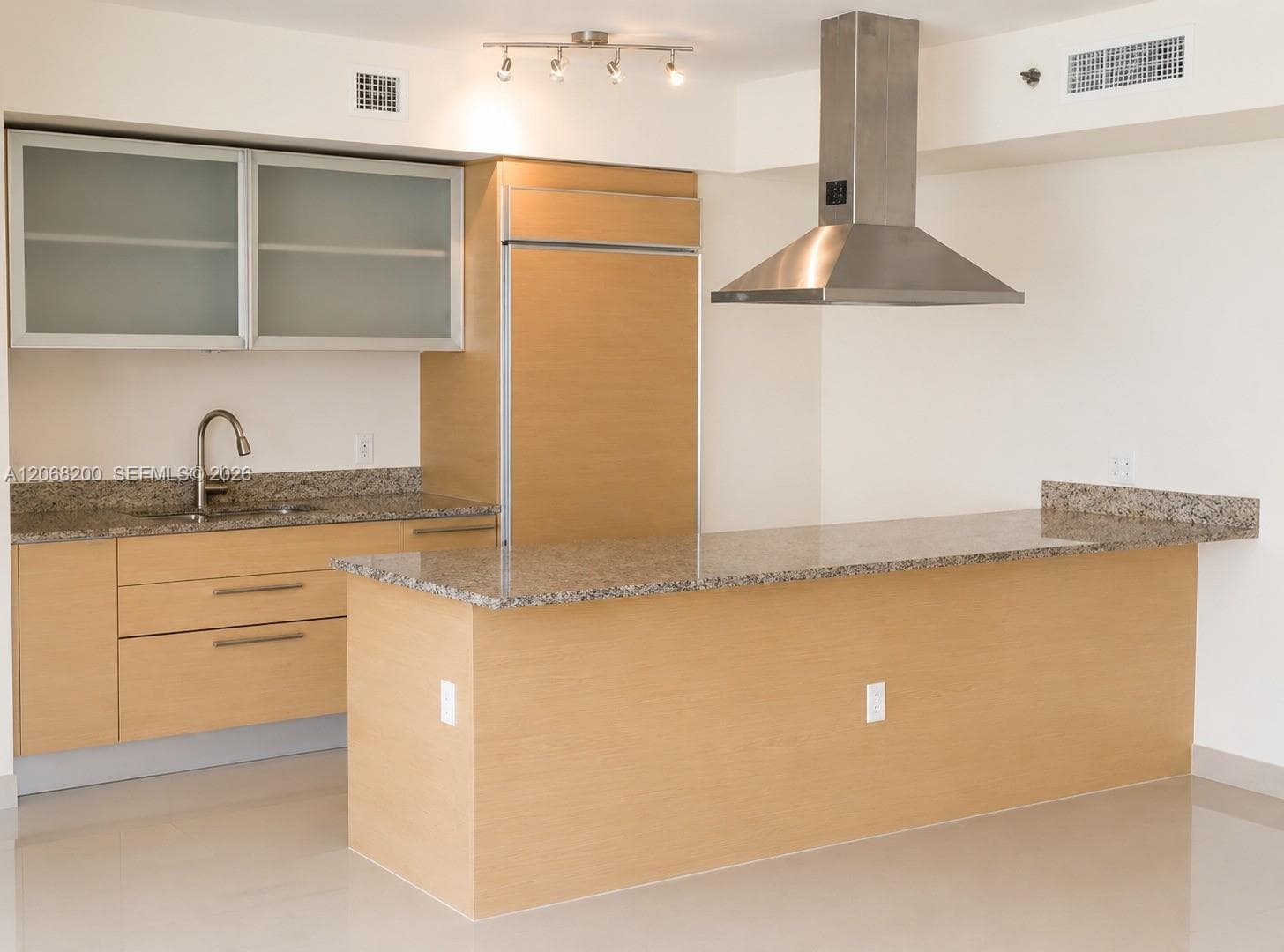 1800 S Ocean Dr 1405 photo 8