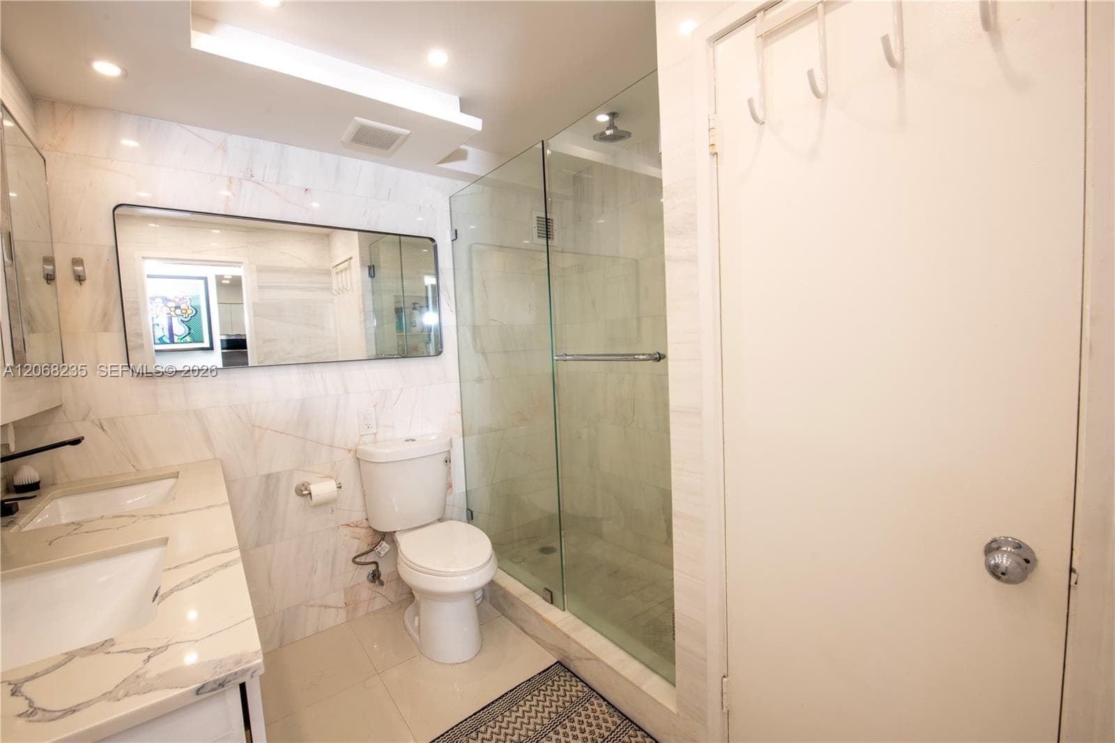 401 Ocean Dr 303 photo 14