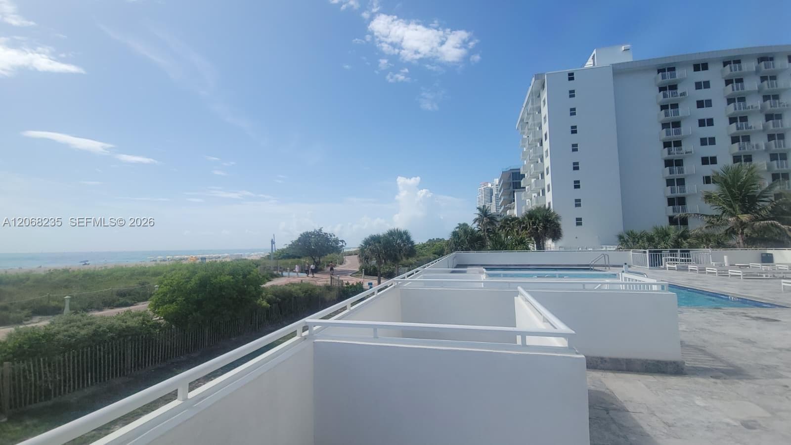 401 Ocean Dr 303 photo 25