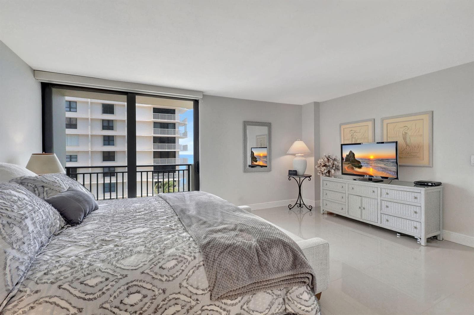 5460 N Ocean Drive 7A photo 15