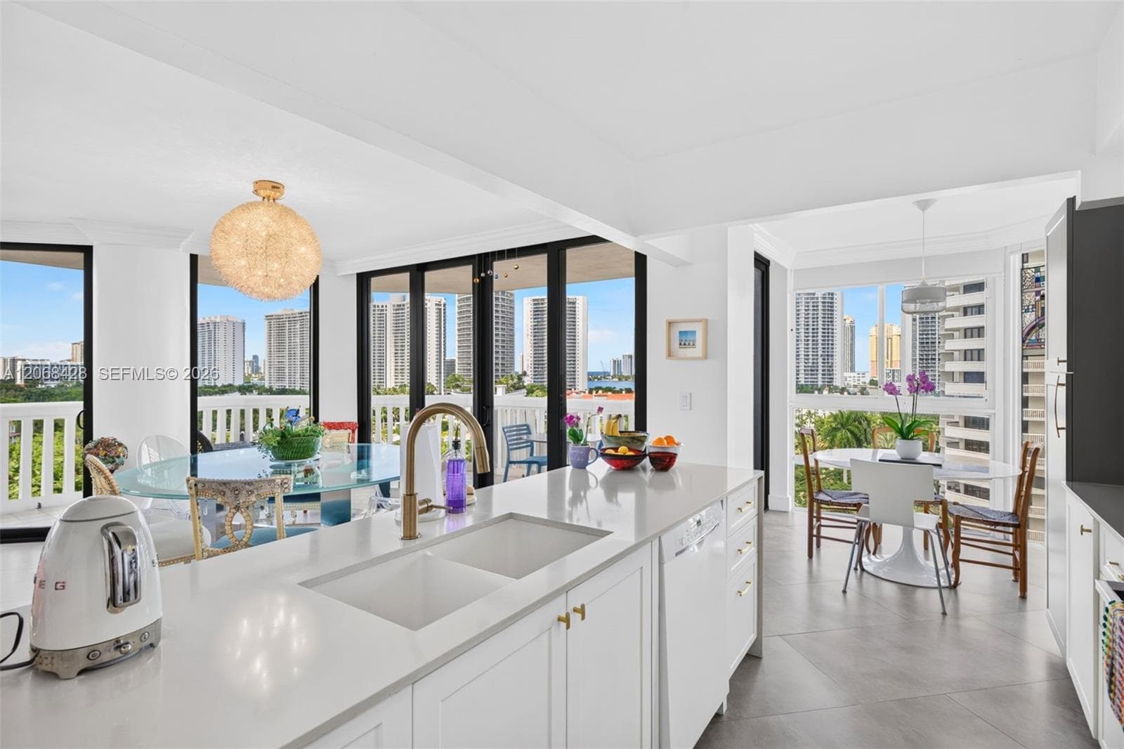 1000 Island Blvd 1204 photo 13