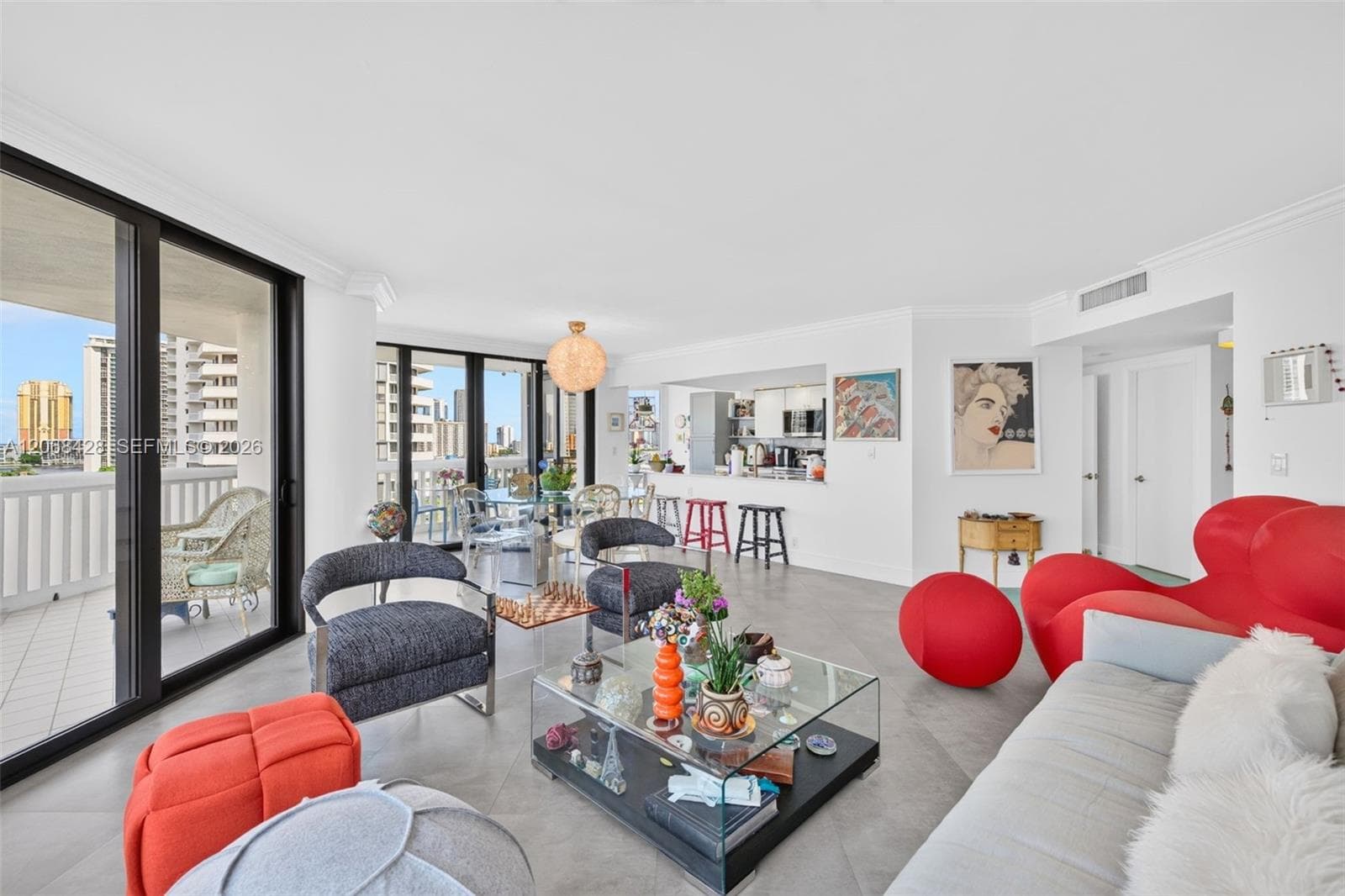 1000 Island Blvd 1204 photo 1