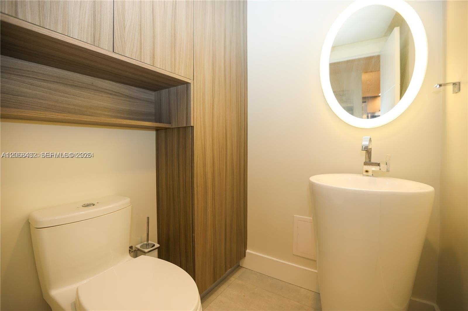 300 Bayview Dr 216 photo 12