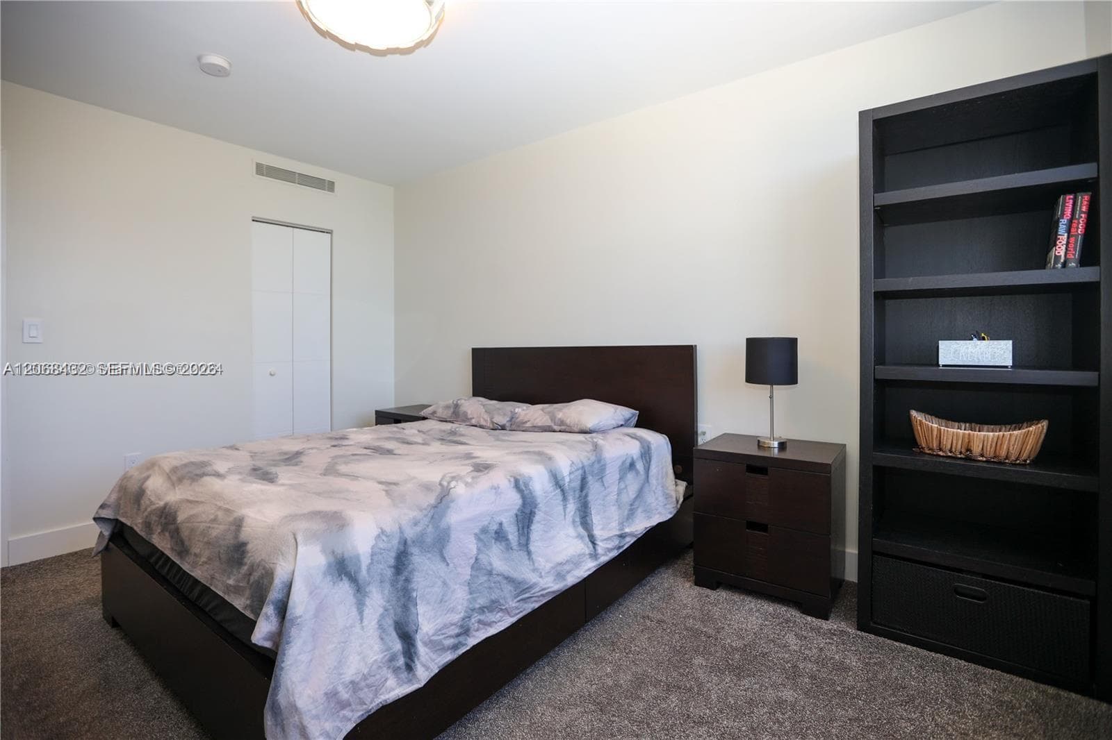 300 Bayview Dr 216 photo 14