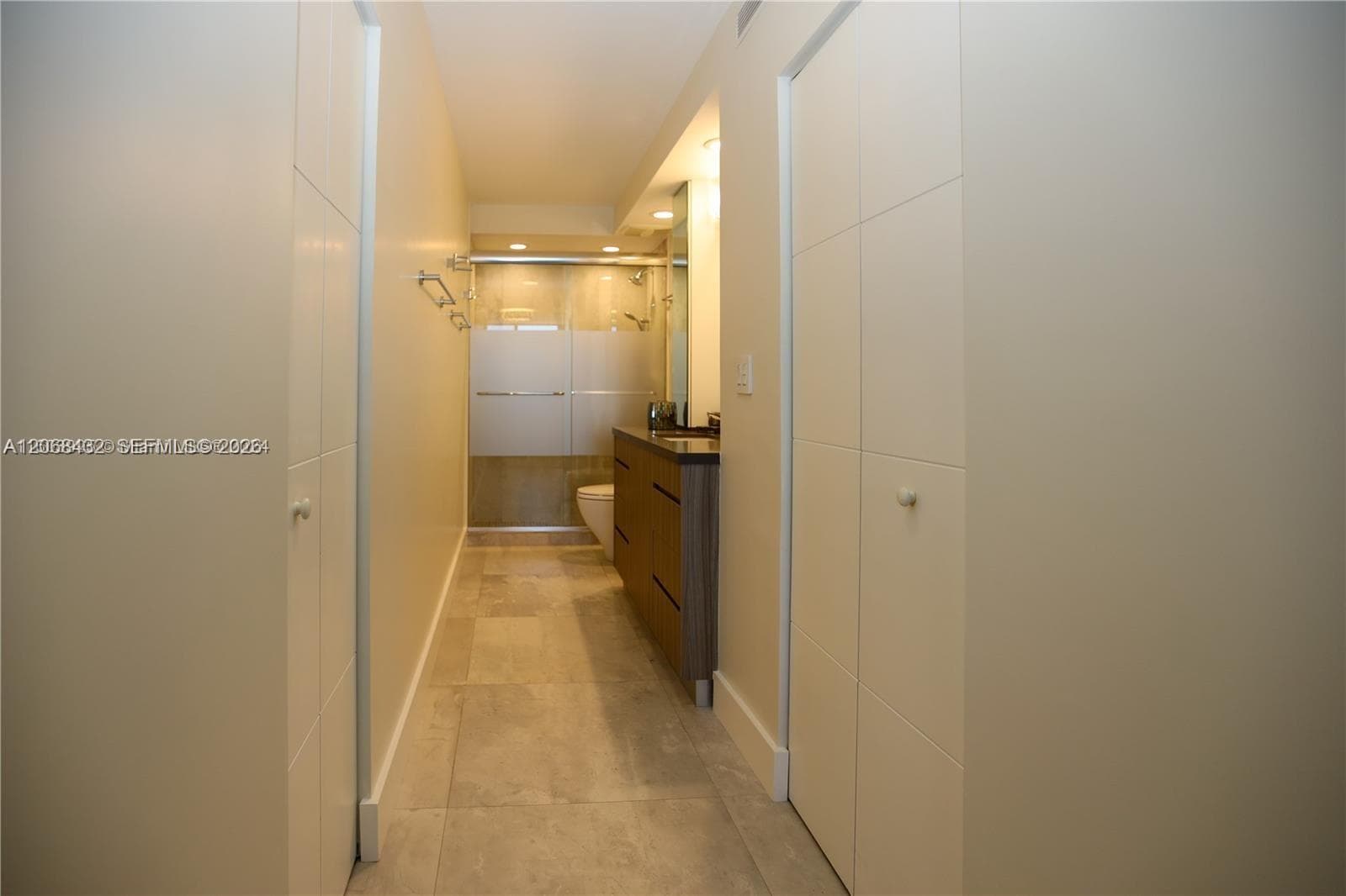 300 Bayview Dr 216 photo 18
