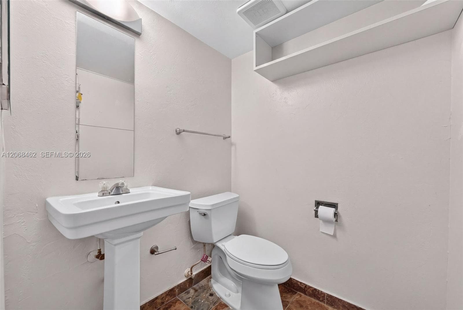 3301 N Country Club Dr 110 photo 6