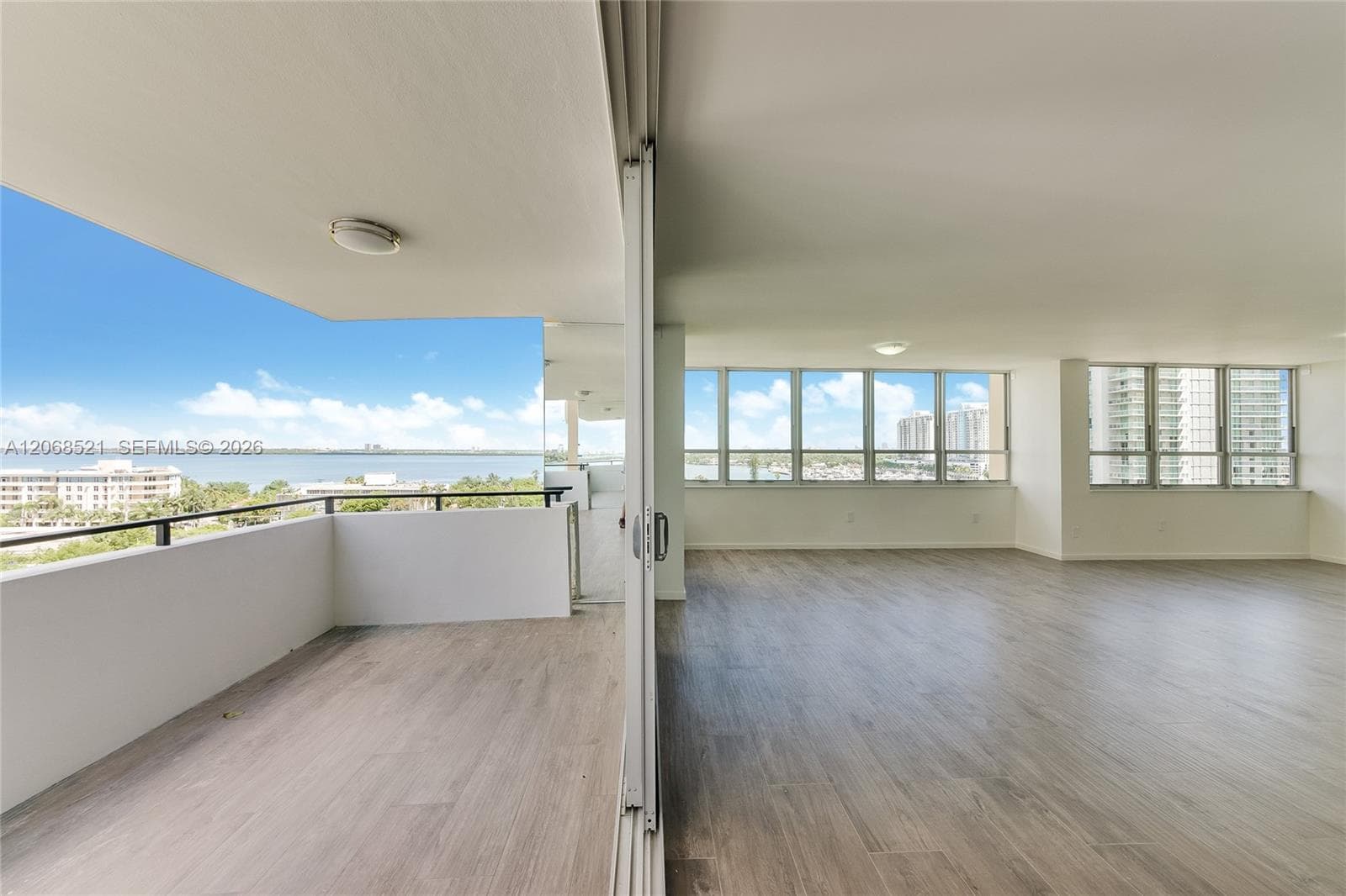 11 Island Ave 1111 photo 8