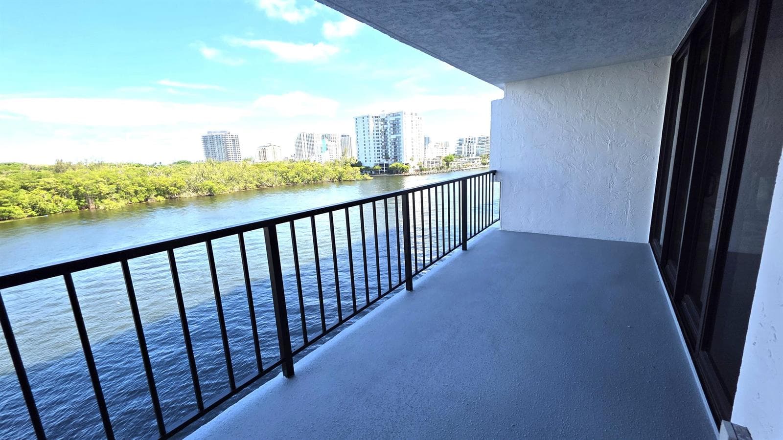 936 Intracoastal Drive 5B photo 10