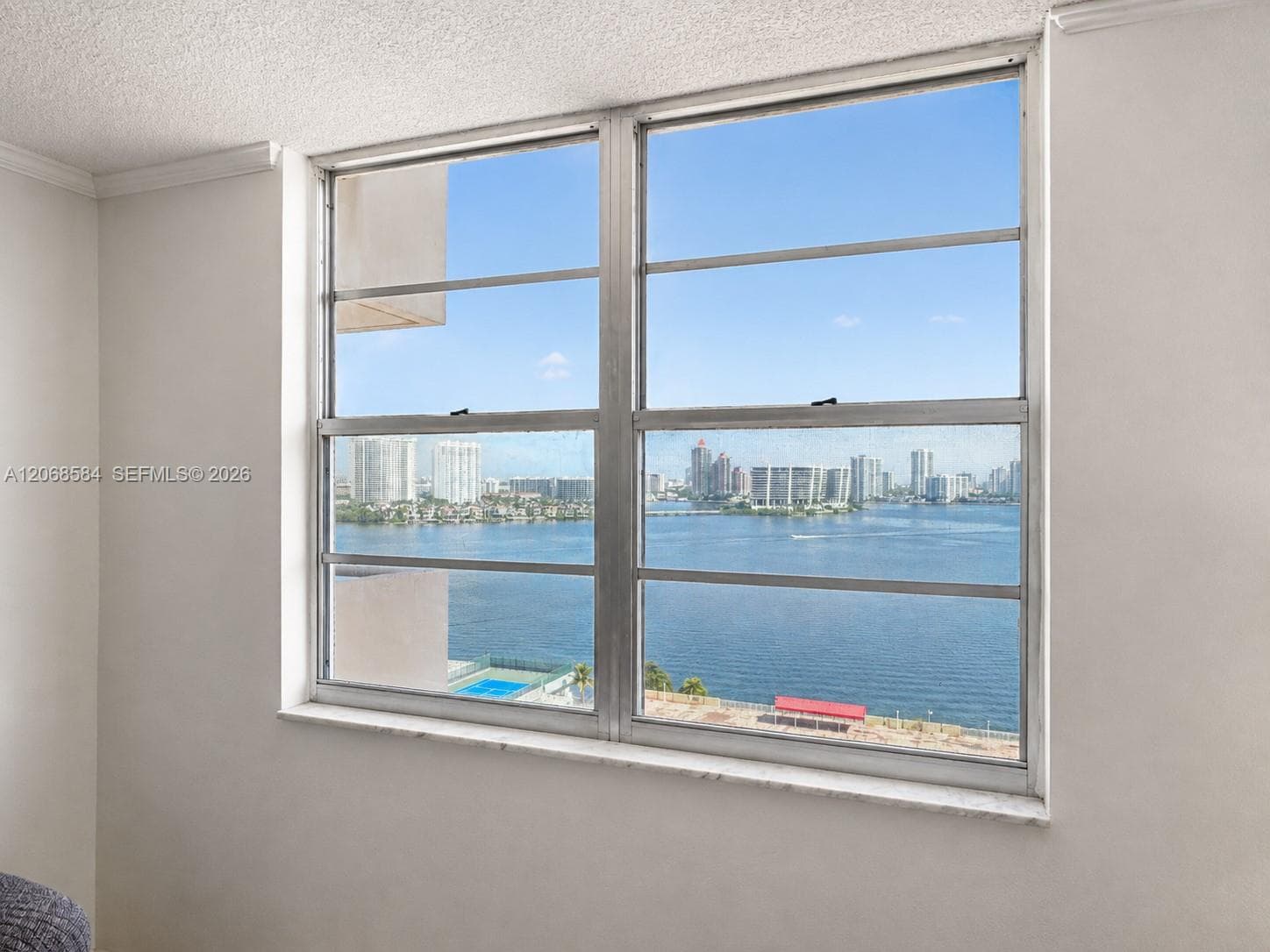 250 174th St 1615 photo 21