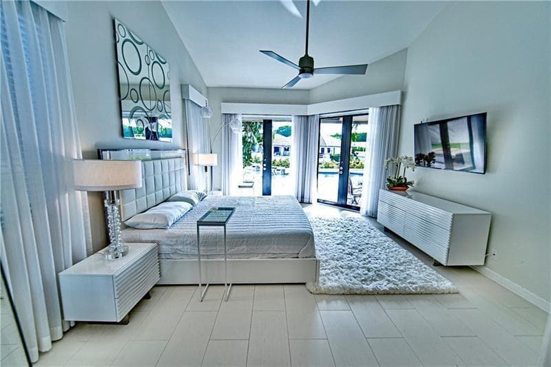 50 BAY COLONY Drive photo 12