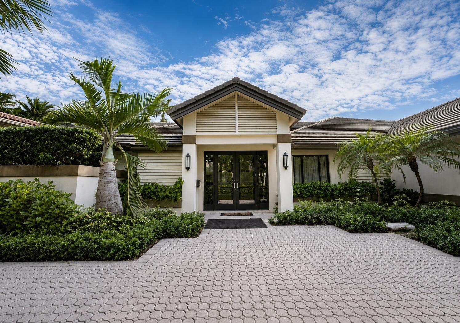 50 BAY COLONY Drive photo 1