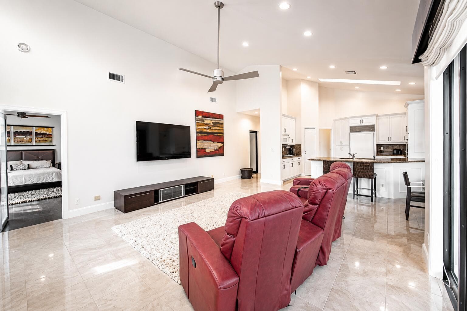 50 BAY COLONY Drive photo 9