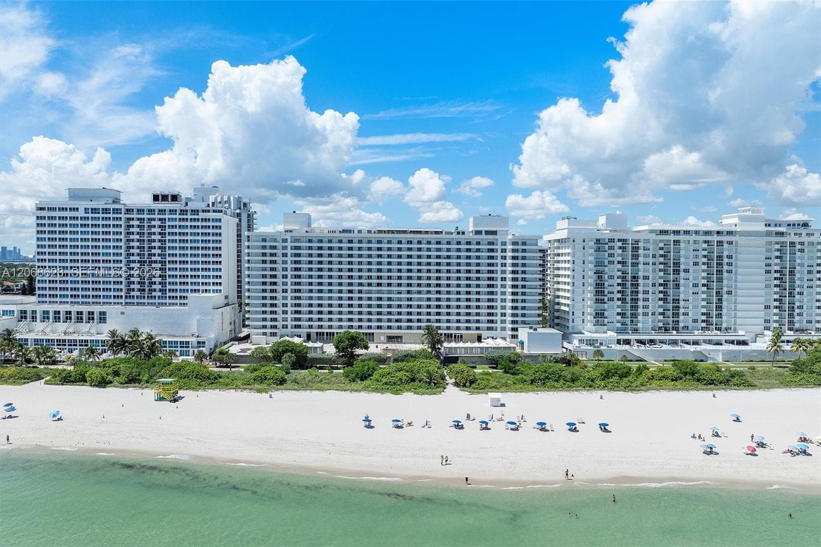 5555 Collins Ave 10K photo 15