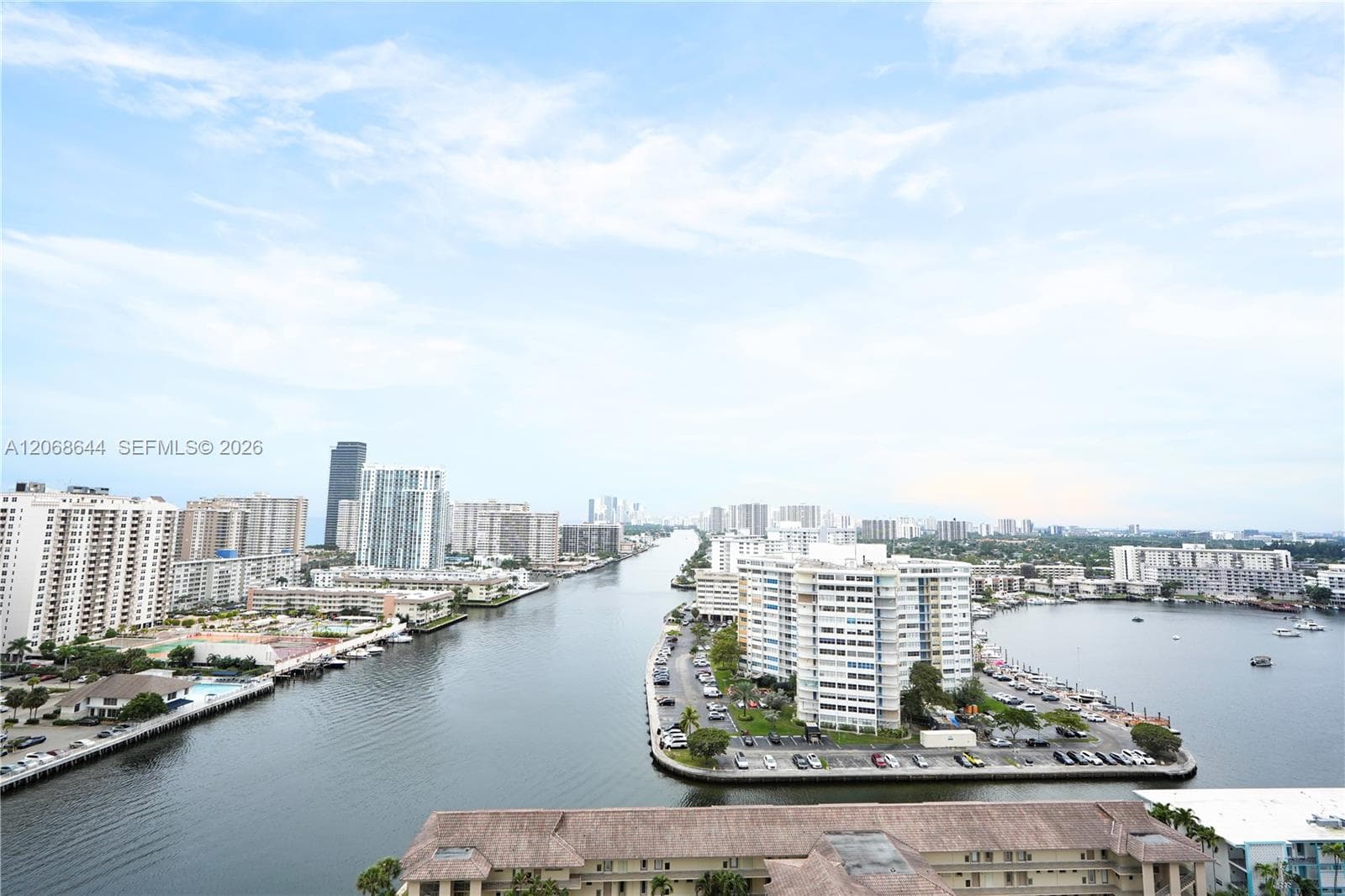 2602 E Hallandale Beach Blvd R1905 photo 19