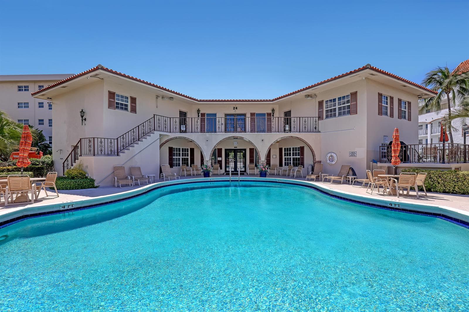 28 Yacht Club Drive 409 photo 17