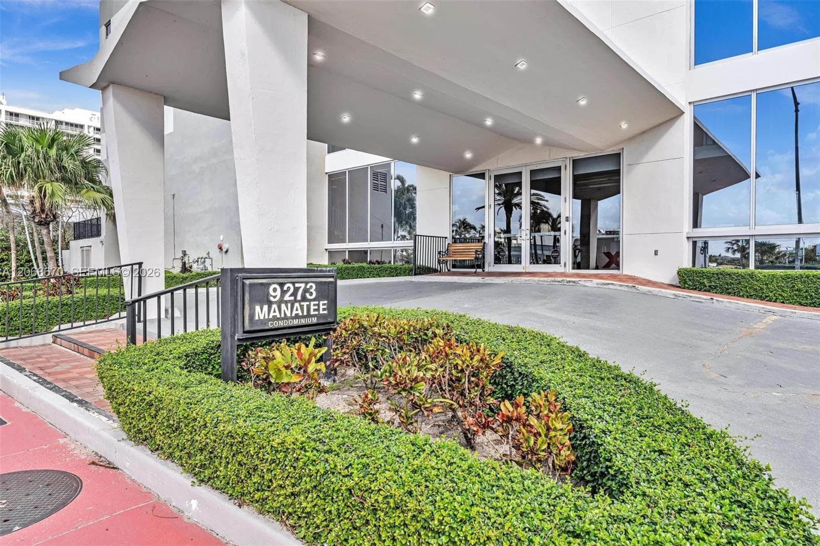 9273 Collins Ave 308 photo 19