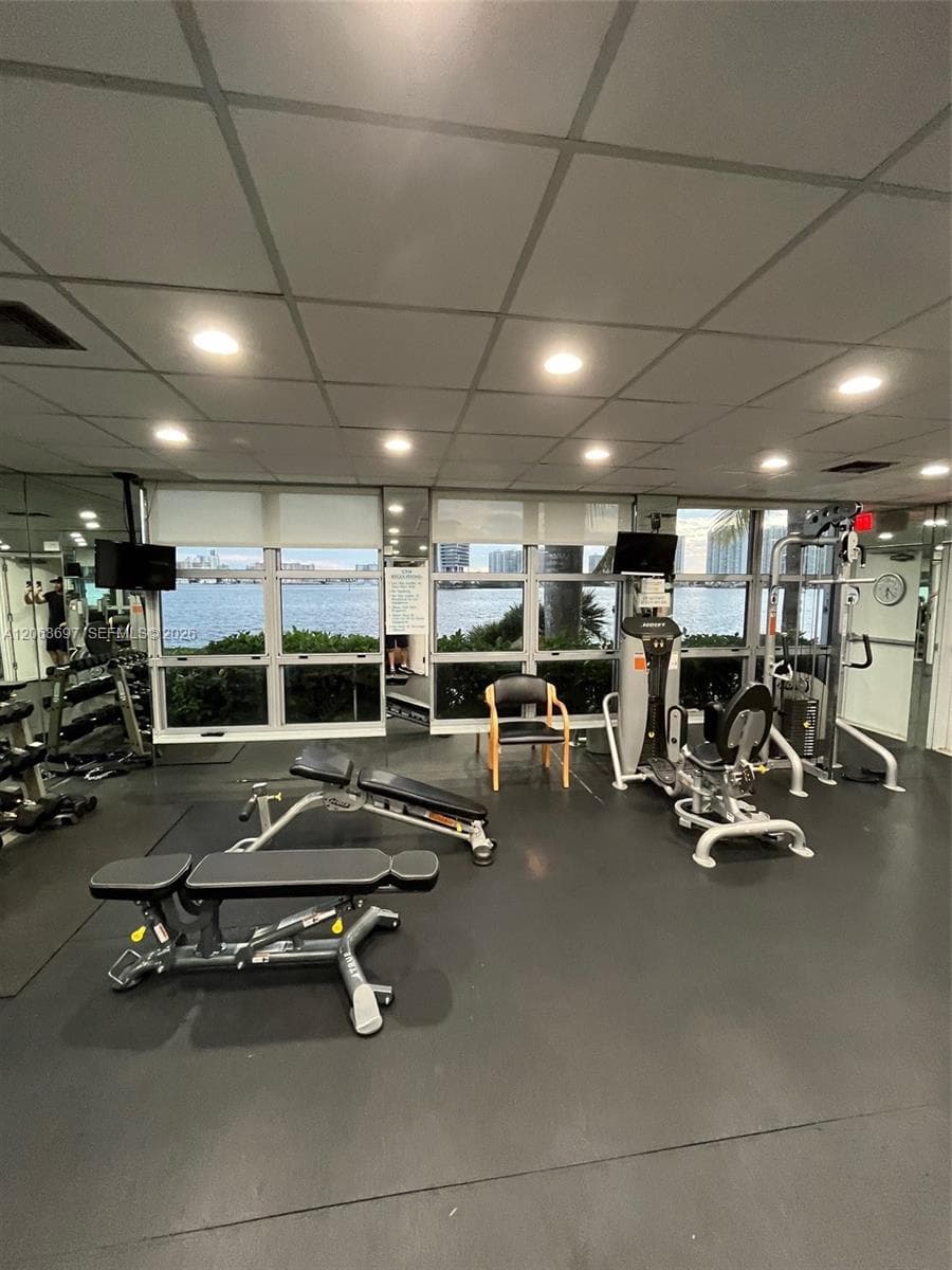 3600 Mystic Pointe dr 1010 photo 22