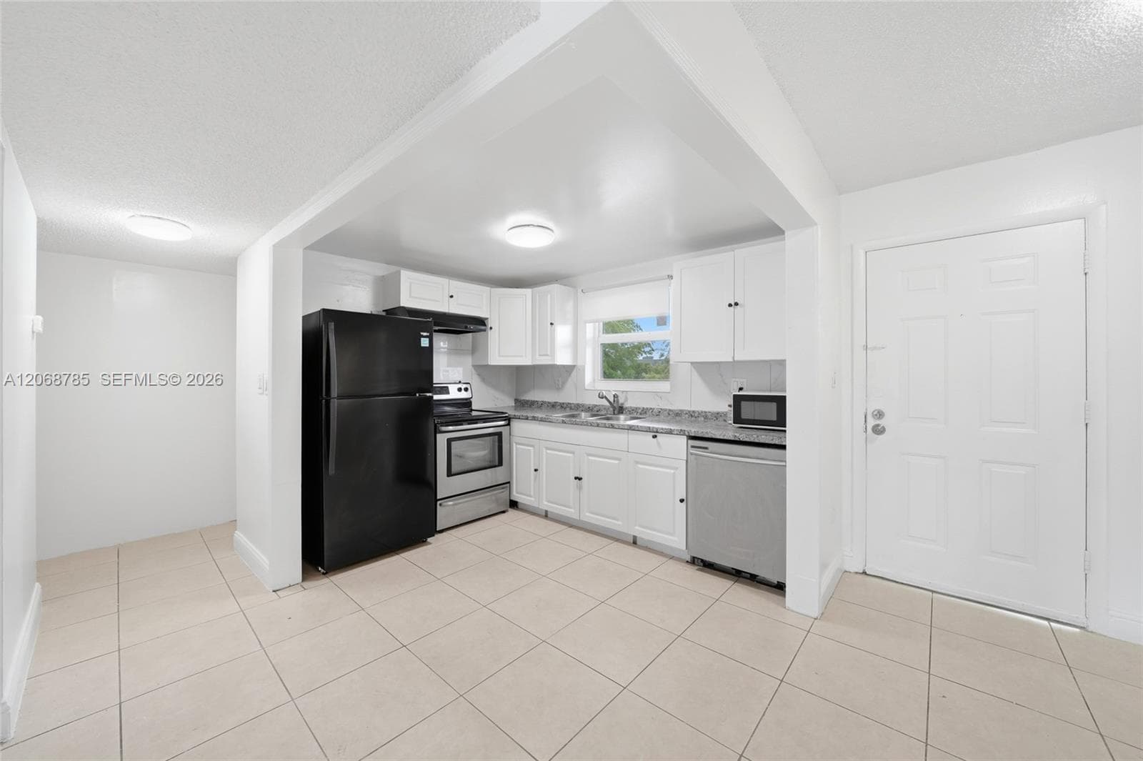 9375 Fontainebleau Blvd L301 photo 8