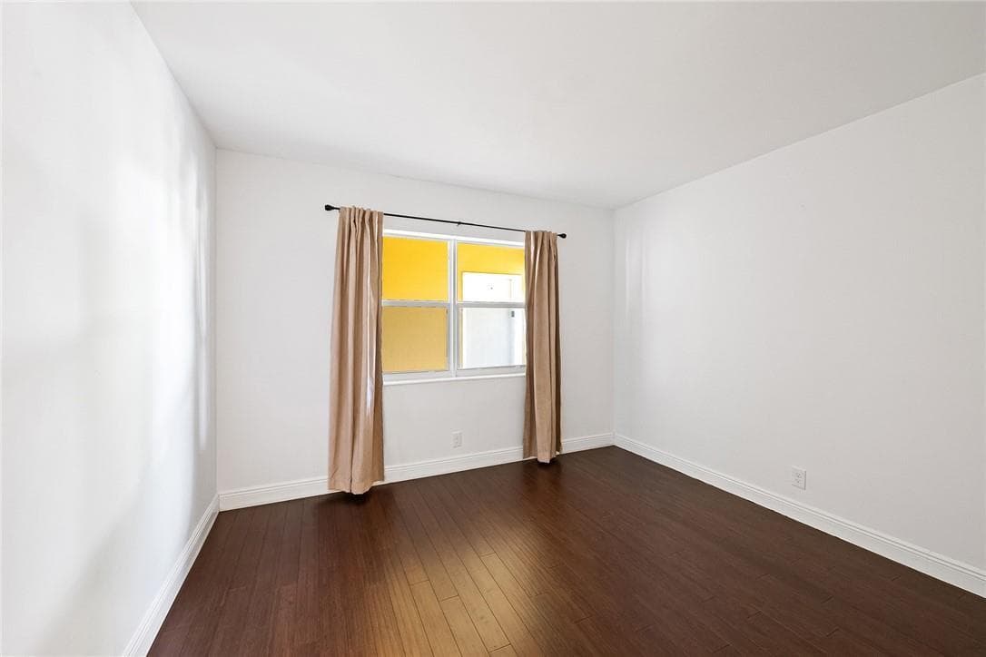 815 Middle River Drive 205 photo 17