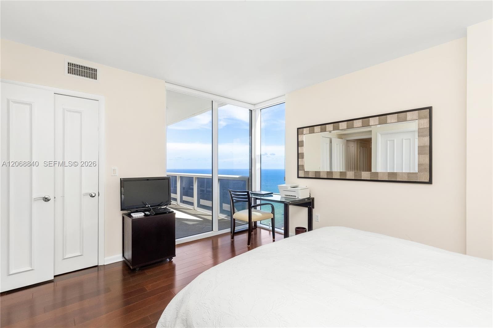 1850 S Ocean Dr 4404 photo 12