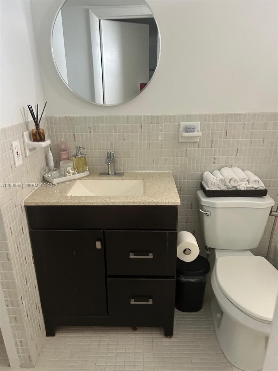 2851 Leonard Dr J503 photo 7