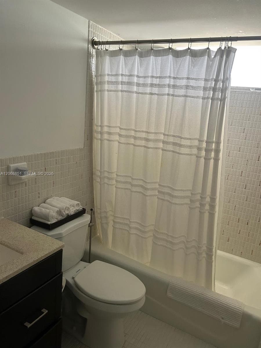 2851 Leonard Dr J503 photo 8