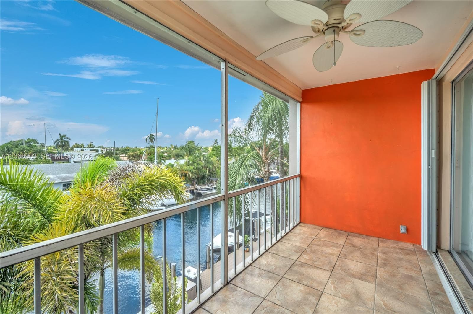 1100 SW 12th St 309 photo 1