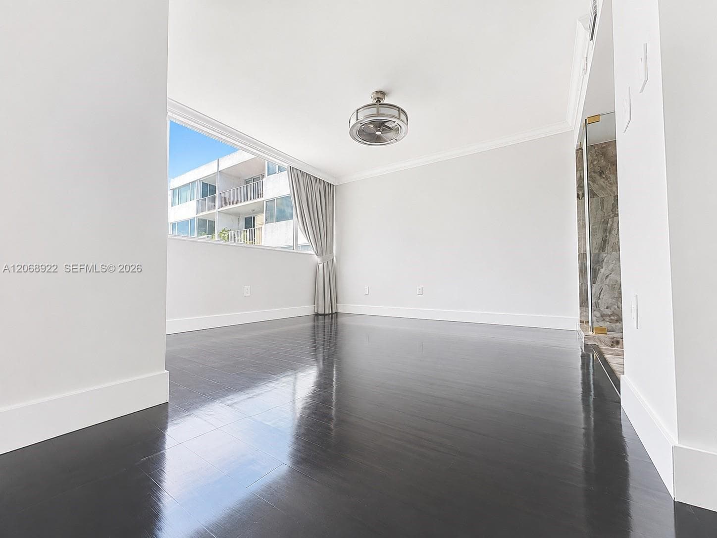1700 NW N River Dr 805 photo 14