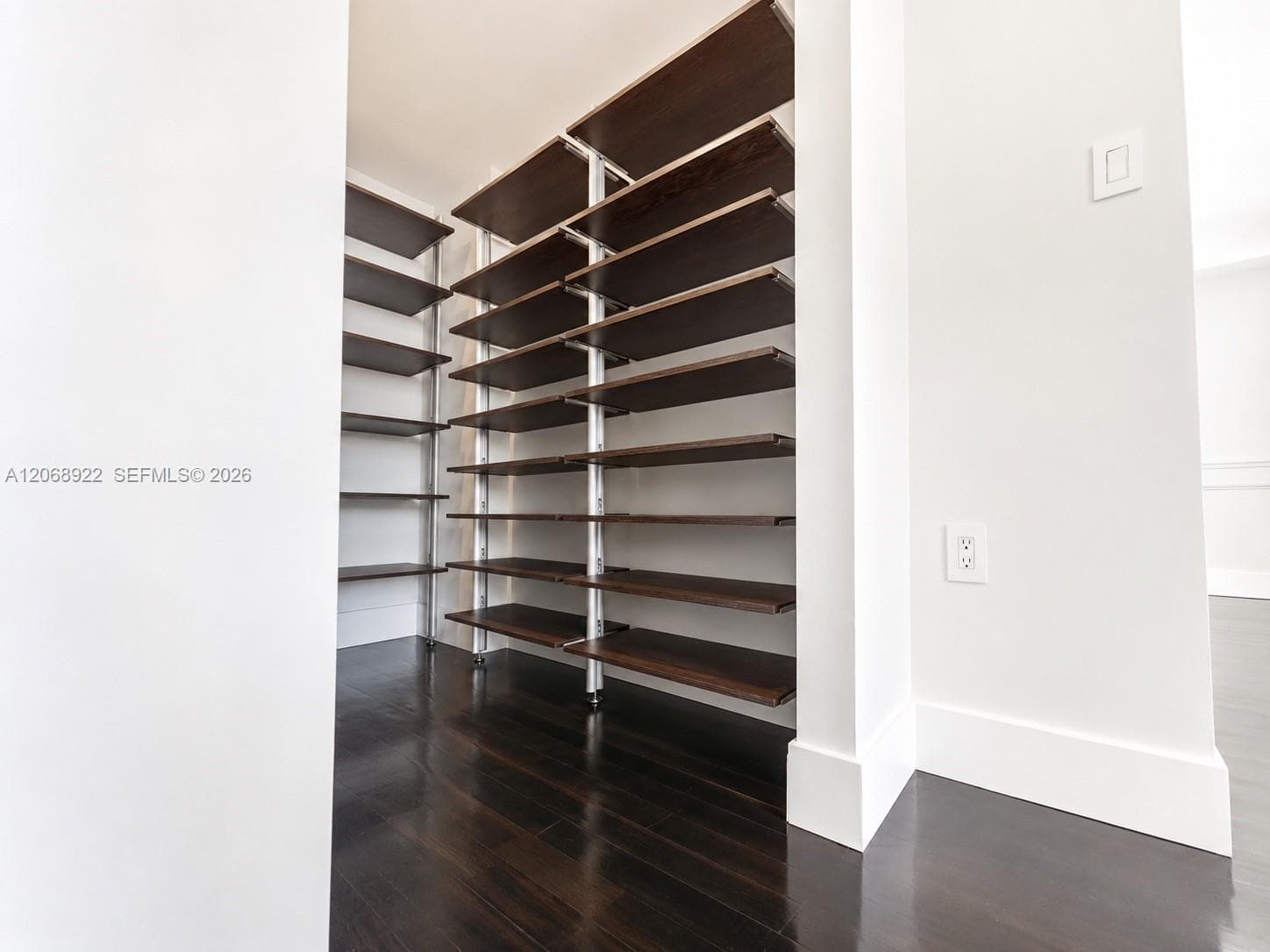 1700 NW N River Dr 805 photo 19