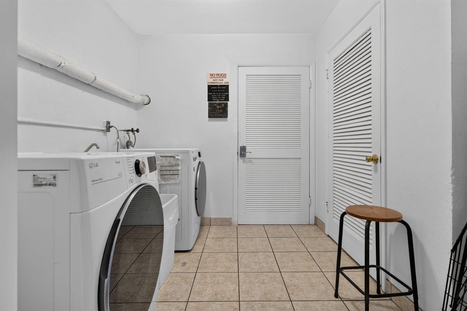 100 SHORE Court 311 photo 18
