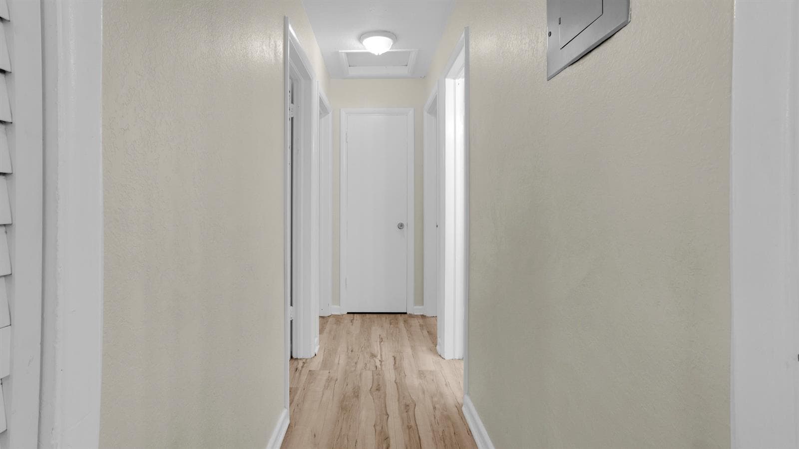 3002 ARTHUR Street photo 5