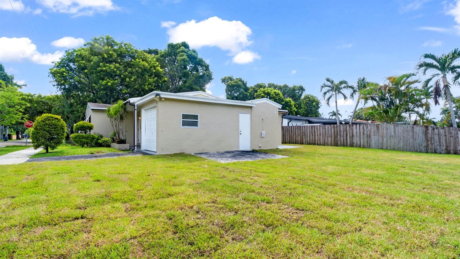3002 ARTHUR Street photo 24