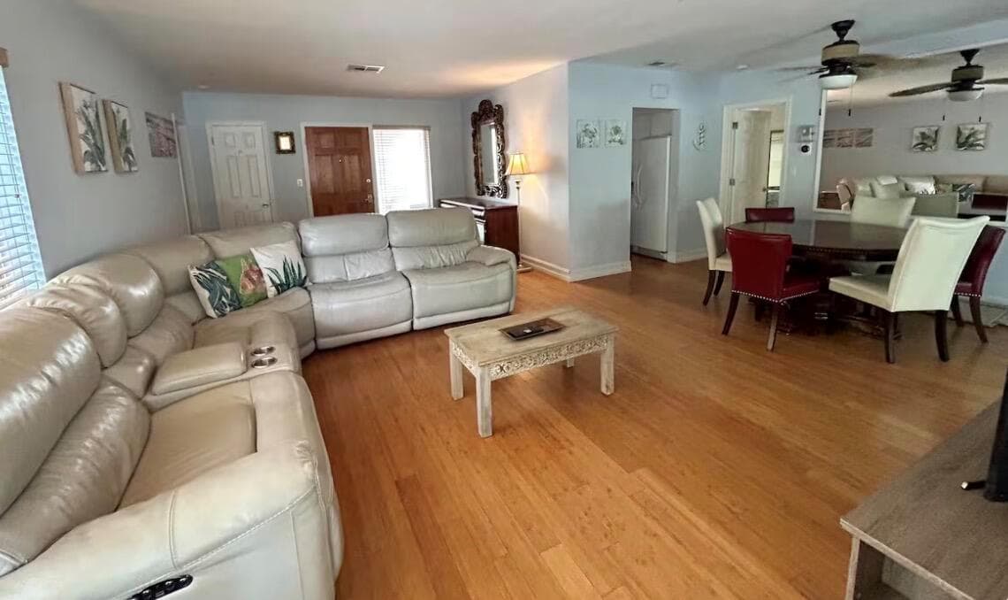 1800 E TERRA MAR Drive photo 6