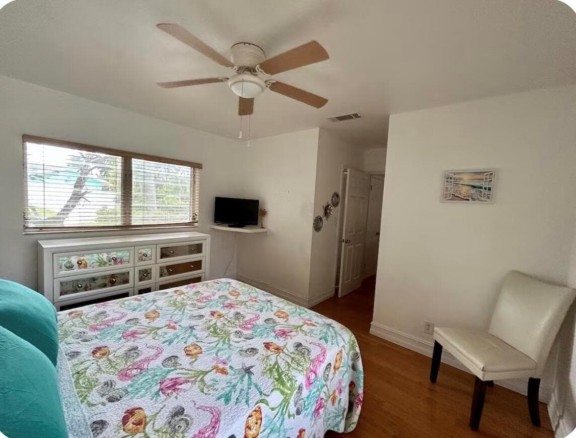 1800 E TERRA MAR Drive photo 13