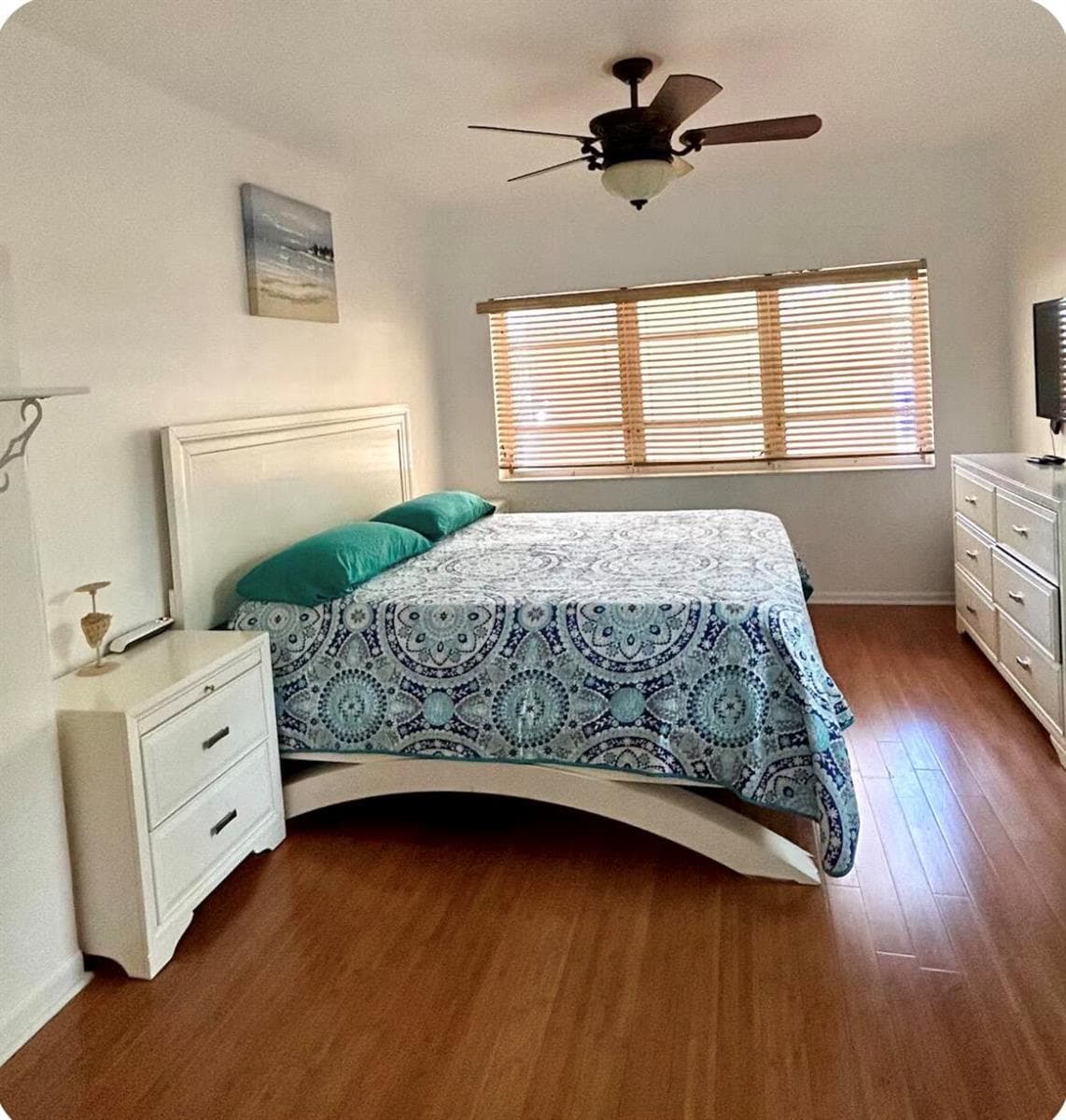 1800 E TERRA MAR Drive photo 16